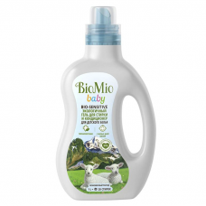 Bio Mio Экологичный гель и кондиционер для стирки детского белья BABY BIO-SENSITIVE 1л. 